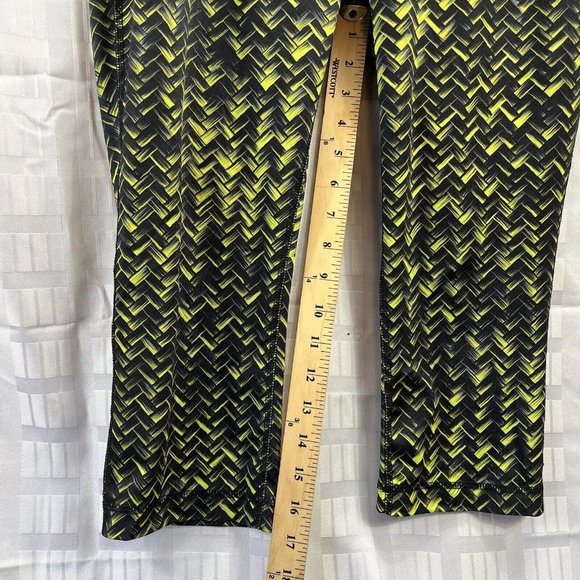 Danskin Now Black & Neon Green Capri Pants Womens Size S (4-6)Pocket - Picture 6 of 10